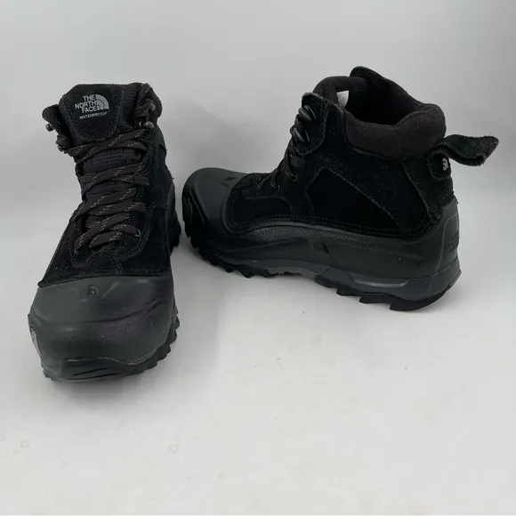 The North Face Snowfuse Suede Insulated Waterproof Winter Boots - Size 8