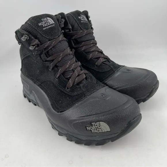 The North Face Snowfuse Suede Insulated Waterproof Winter Boots - Size 8