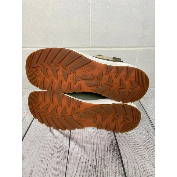 The North Face Thermoball Lace Up Luxe WP Winter Boots Waterproof Women's 10