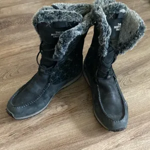 The North Face Women's Insulated Boots Sz 11