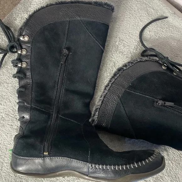 The North Face Womens Janey AHDZ Winter Boots Black Suede Size 10