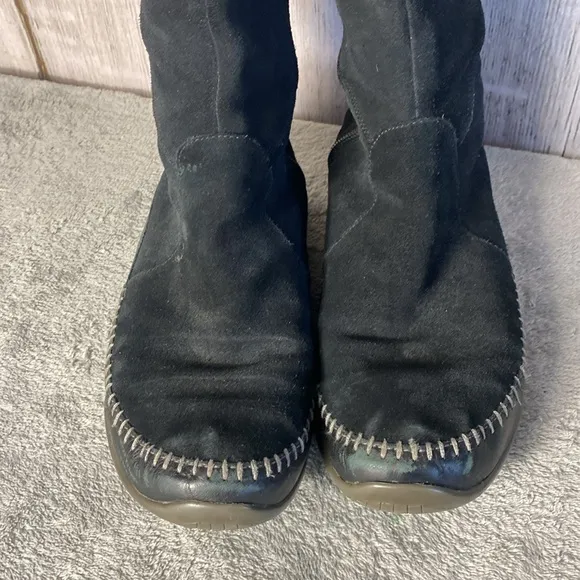 The North Face Womens Janey AHDZ Winter Boots Black Suede Size 10