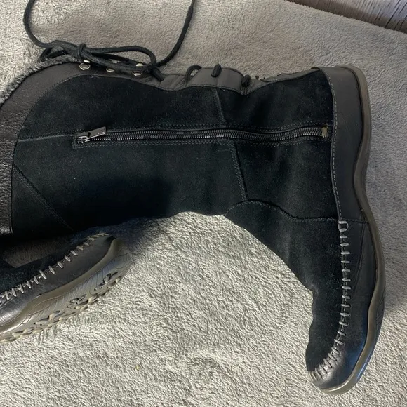 The North Face Womens Janey AHDZ Winter Boots Black Suede Size 10