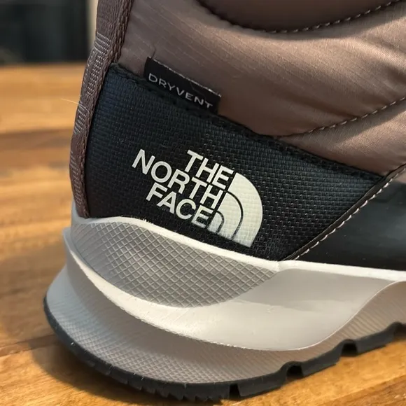 The North Face women’s winter boots, waterproof, size 11