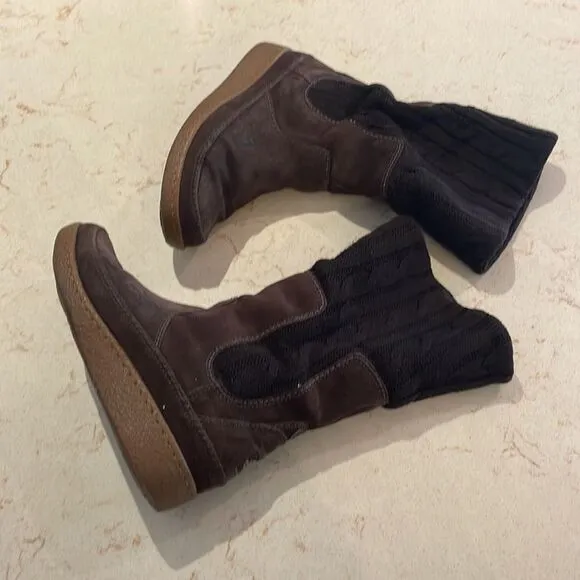The North Face fold down waterproof boots SZ 6