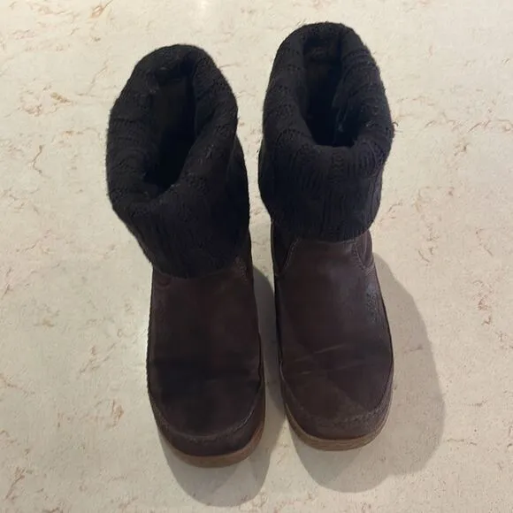 The North Face fold down waterproof boots SZ 6
