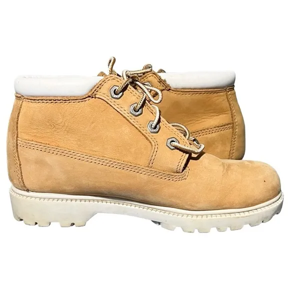Timberland Boots Women’s Size 7.5 Wheat White Nellie Double Waterproof Ankle