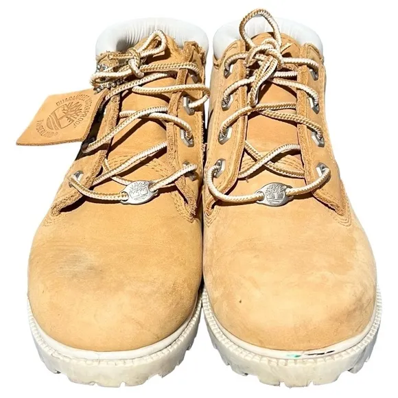 Timberland Boots Women’s Size 7.5 Wheat White Nellie Double Waterproof Ankle