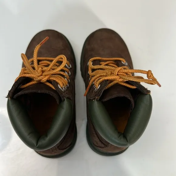 Timberland Kids Primaloft 200 Gram Suede Lace-Up Boots Size 9