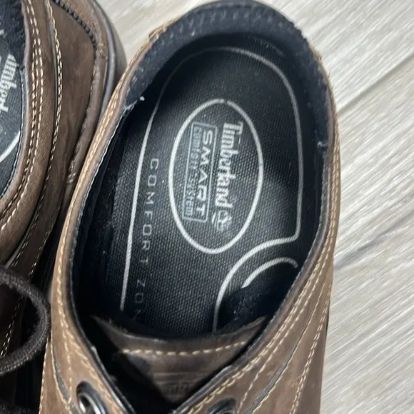 Timberland Men 7.5 Smart Comfort System Brown Leather.