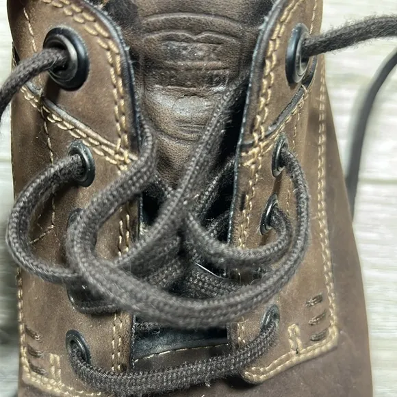 Timberland Men 7.5 Smart Comfort System Brown Leather.