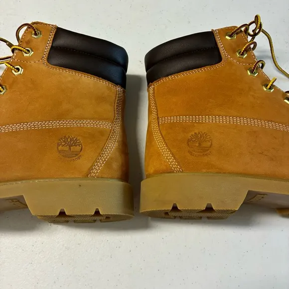 Timberland Sz10 Waterproof 400 gram Primaloft A161G Boot Women’s Leather Timbs