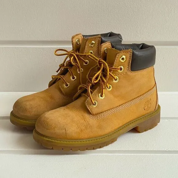 Timberland Traditional Youth Premium 6” Wheat Nubuck Waterproof Boots Size 1