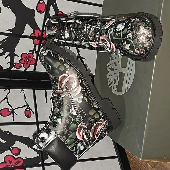 Timberland Waterproof Boots Floral NWB Size 7.5