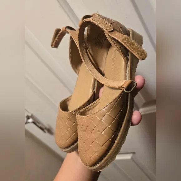 Toddler girl shoes size 9