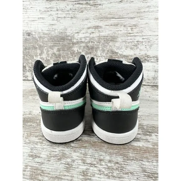 Toddler Nike Air Jordan 1 Mid 'Green Glow' Black/White/Green Sneakers Sz 8C