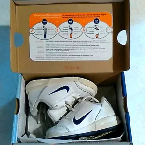 Toddler NIKE SNEAKERS