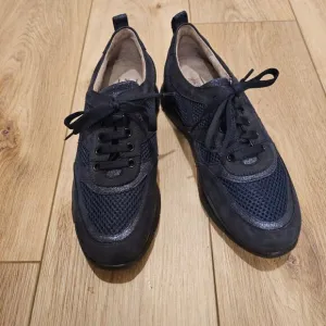 Tomasi Women's Comfort Athleisure Active Shoes Size  38.5