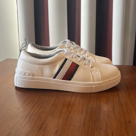 Tommy Hilfiger Rae Sparkle Basic Shoes Sneakers new Youth Boys or Girls Size 5