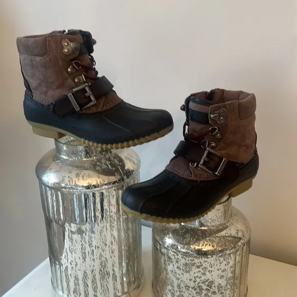 Tommy Hilfiger Women's Regin Snow Boots rain duck warm insulated side zip size 6