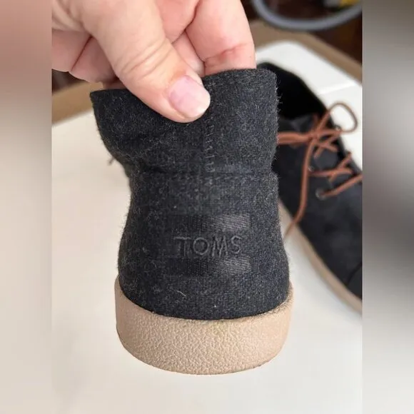 Tom’s Black High Ankle Canvas Shoes in Black Size M 12
