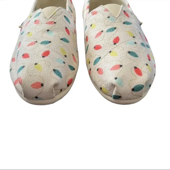 TOMS Christmas Lights Printed Canvas Multicolor  Slip-On Shoes size 6