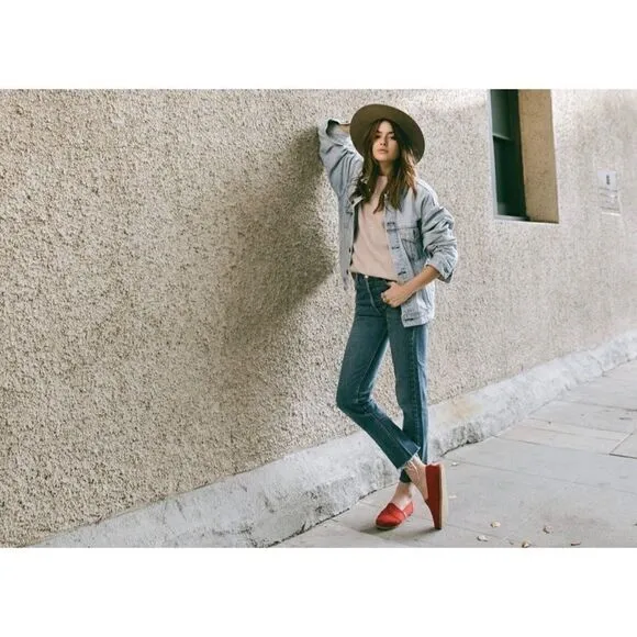 TOMS | Red Canvas Women’s Classic Shoes | 7W