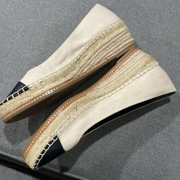 Tory Burch Elegant Jute Colorblock Canvas Espadrille Wedge