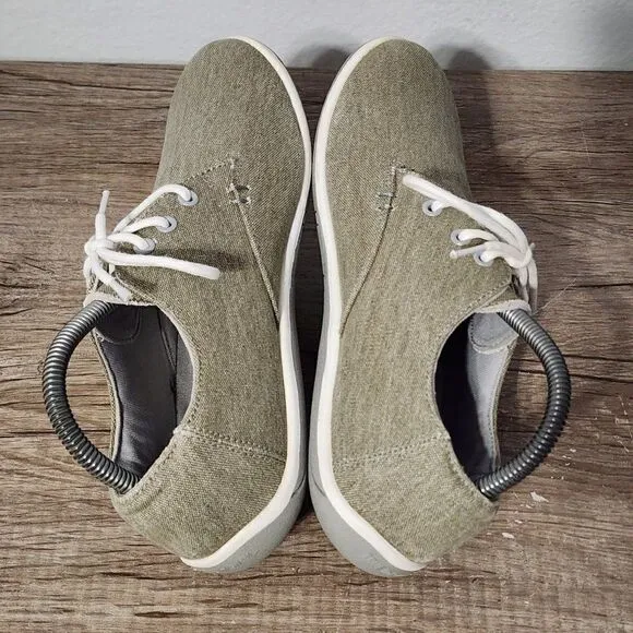 True Linkswear Oxford Canvas Men's Golf Shoes Size 7.5 Beige