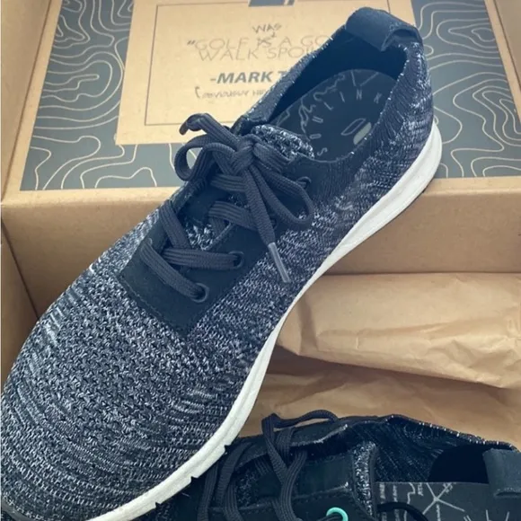 TRUE LINKWEAR GOLF SHOES      Worn once/In Box