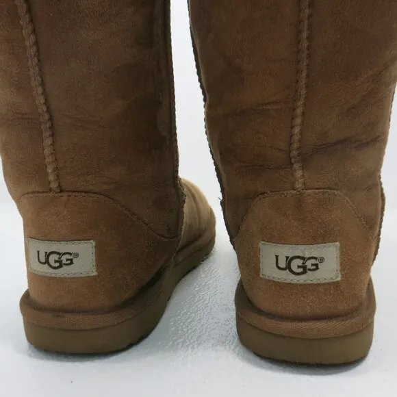 UGG #1017713 Classic Tall Australia Insulated Winter Kids Footwear Boot Sz 5