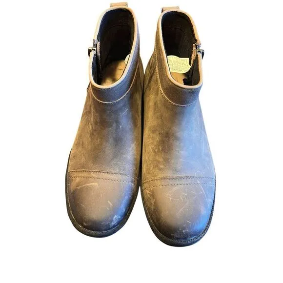 Ugg Attell waterproof gray bootie boots woman’s 7 breathable insulated