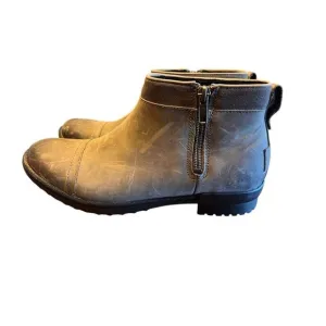 Ugg Attell waterproof gray bootie boots woman’s 7 breathable insulated