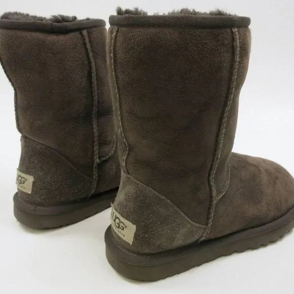 UGG Australia Classic Short Insulated Winter Boots Big Kids sz 4
