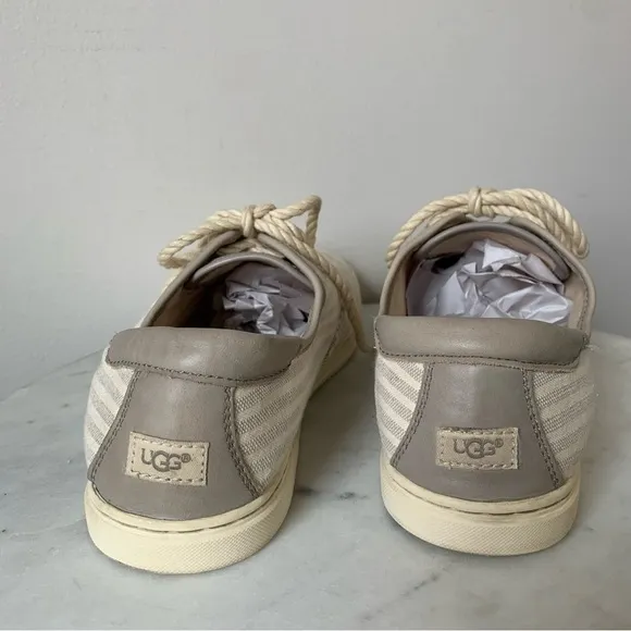 UGG AUSTRALIA Eyan Nautical WomansLace Up Canvas Gray Striped Tennis Shoes