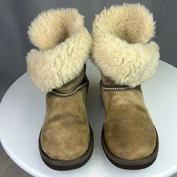 UGG Bailey Button 5838 Women’s Pull-On Winter Boots