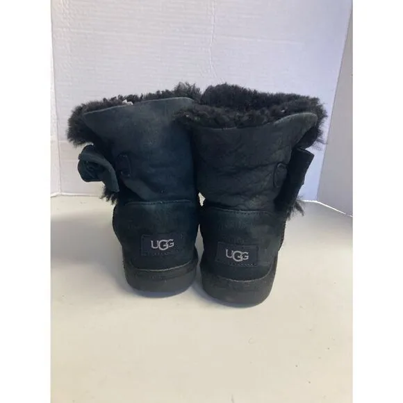 UGG Bailey Girls, Black Boots, Sz 3, Bow on side