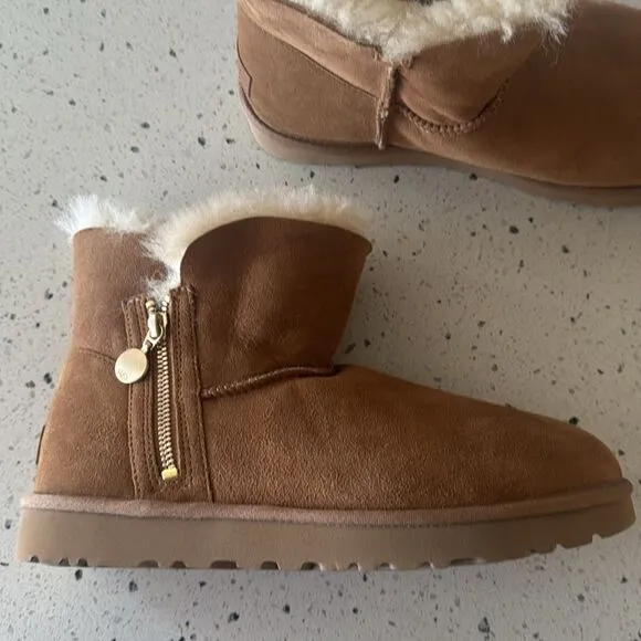 UGG Bailey Zip Mini Boots Chestnut Ankle Booties Warm Casual Women’s Size 9 NWOB
