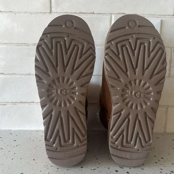 UGG Bailey Zip Mini Boots Chestnut Ankle Booties Warm Casual Women’s Size 9 NWOB