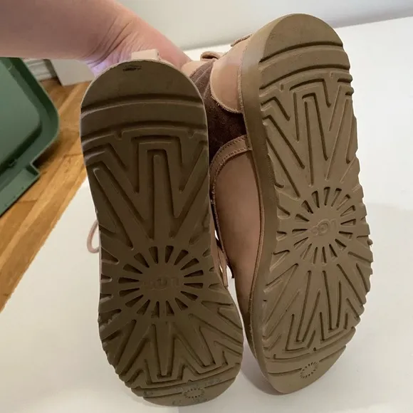 UGG Bethany Canvas Quartz Shoes Pink High Top Size 9
