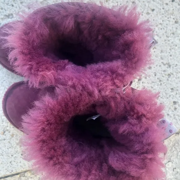 Ugg boots Bailey Bow suede kids size 12 bougainvillea color magenta/deep pink