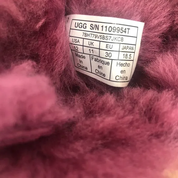 Ugg boots Bailey Bow suede kids size 12 bougainvillea color magenta/deep pink