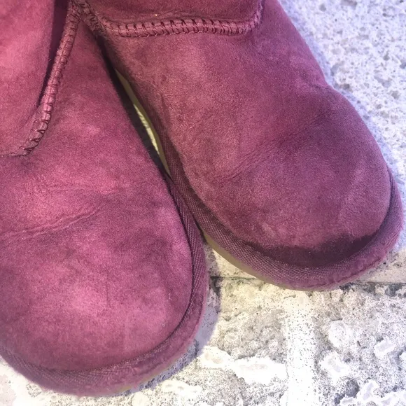 Ugg boots Bailey Bow suede kids size 12 bougainvillea color magenta/deep pink