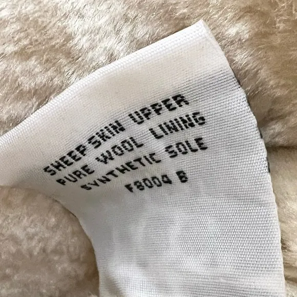 UGG boots Chesnut Ugg boots with beads Size 6 Winter boots Sheep Skin and Wool