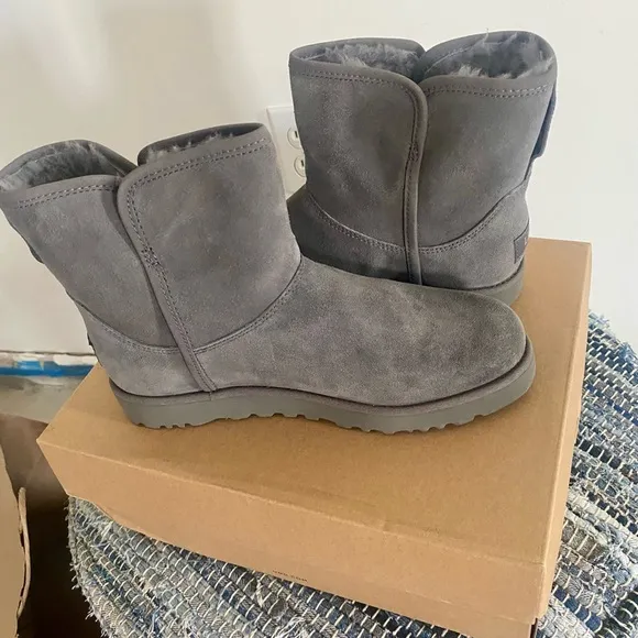 UGG boots gray in color size 6