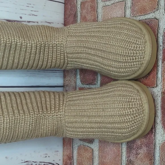 UGG Classic Cardy Knit Sweater Boots Chestnut Tall Shearling RARE and Retired
