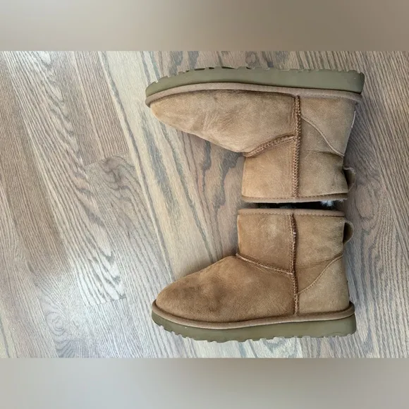 UGG Classic Mini Chestnut Women’s Boots