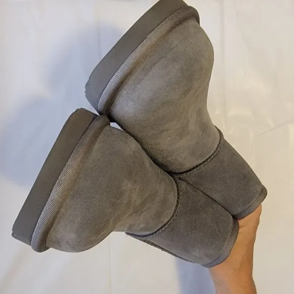 UGG Classic Mini Logo Boots Womens 11 Gray Suede Warm Cozy Shearling Classic