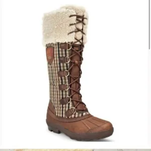 UGG Edmonton Sheepskin Shearling Boot Waterproof Size 6