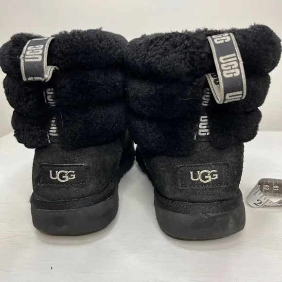 UGG Fluff Mini Quilted Bootie Sz 38 EU, US 7.5